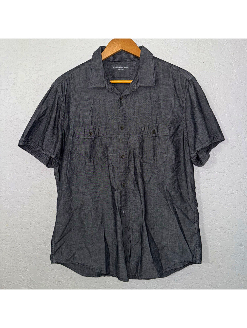 Calvin Klein Jeans Men's L Gray Solid Cotton Woven Short Sleeve Button Up Shirt